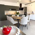 公寓 Ferienwohnung-karwe Karwe